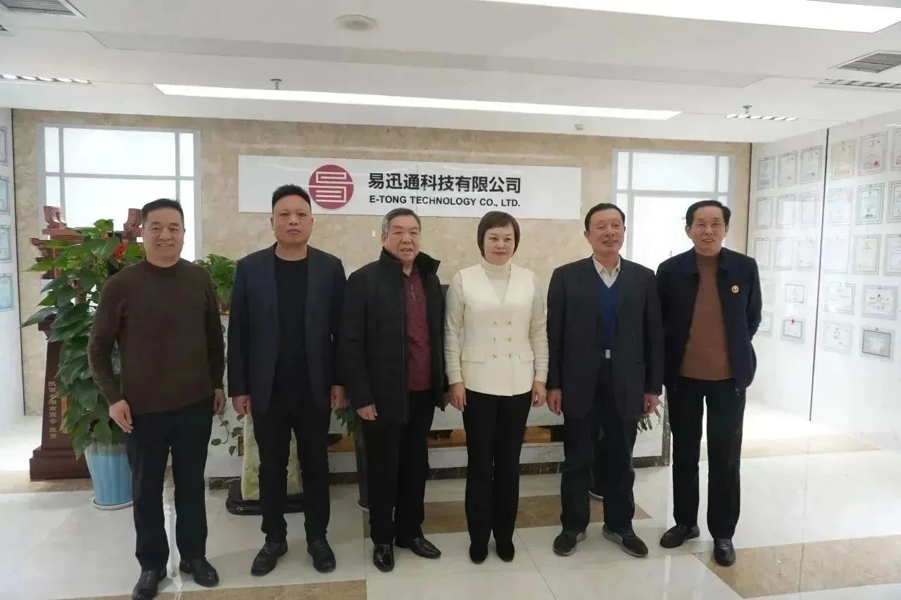 湖1.jpg